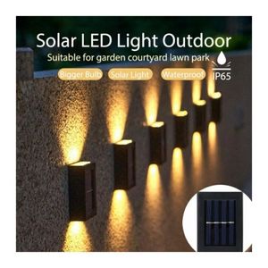 Oferta de Foco Solar Led Luz a Muro Decoración Para Jardín por $5990 en Falabella