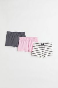 Oferta de Pack de 3 shorts de algodón por $6495 en H&M
